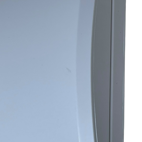 IonUV UV Pro XL Phone Sanitizer Wireless Charger Aromatherapy Kills 99.9% Germs - Picture 10 of 16